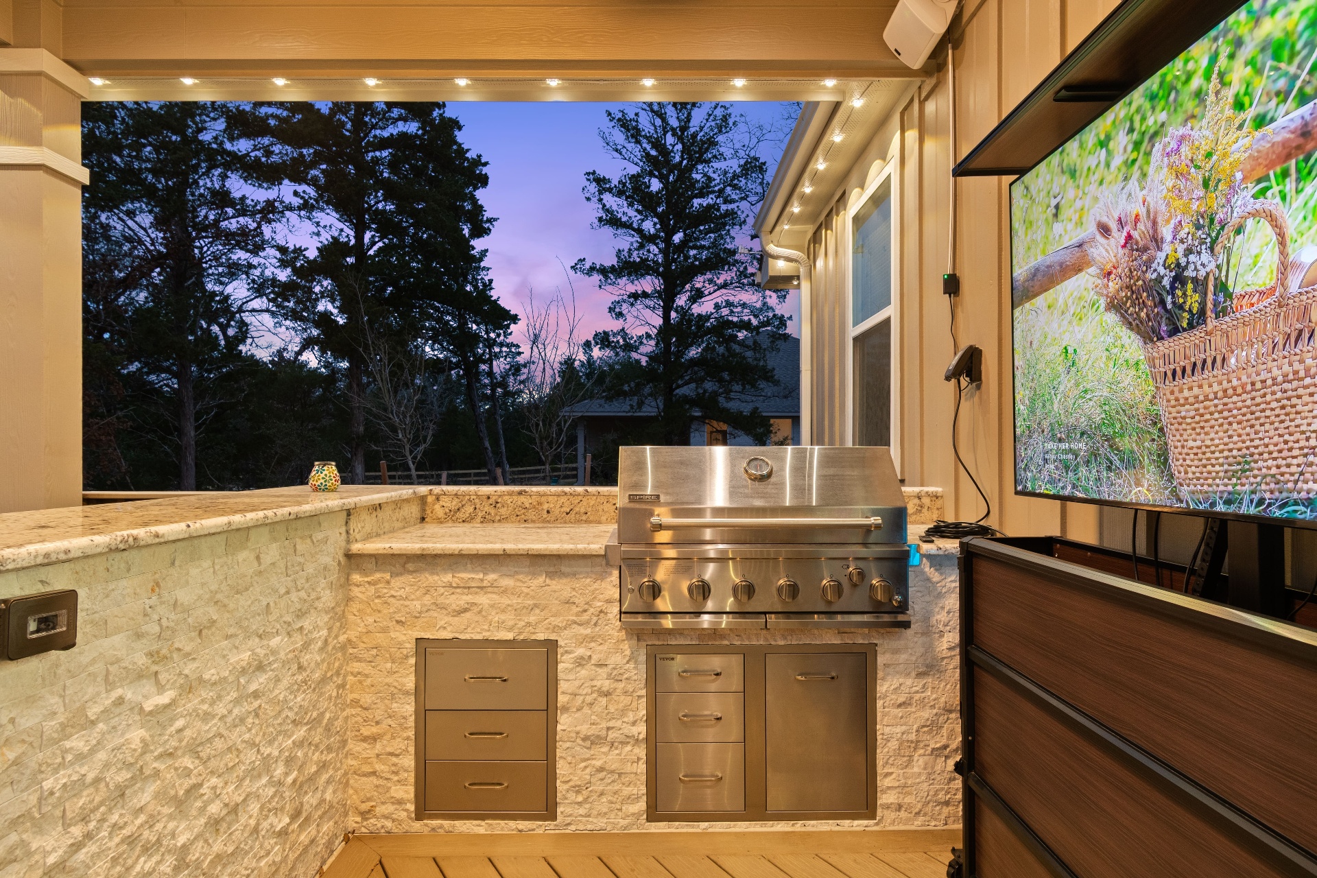 Completed outdoor kitchen project 4