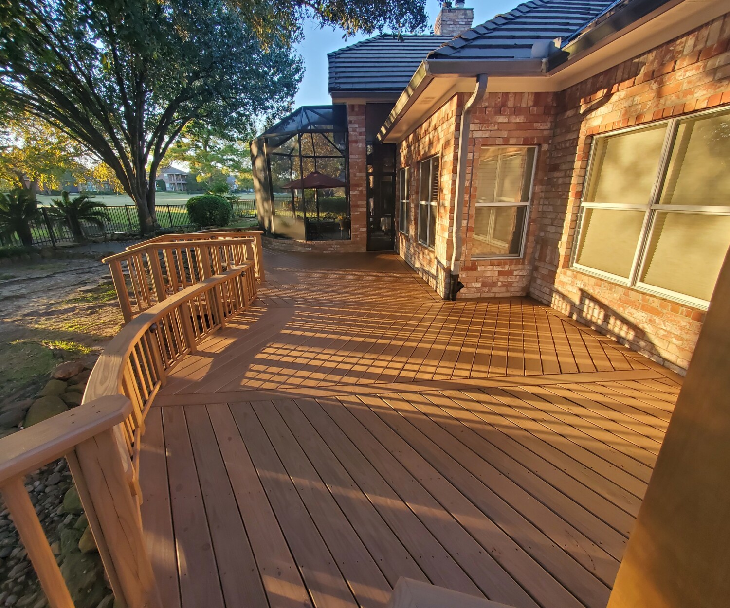 Choosing the right custom deck builder for your houston deck