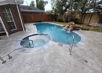 The Deck & Patio Company | Home custom pool builder and remodeling